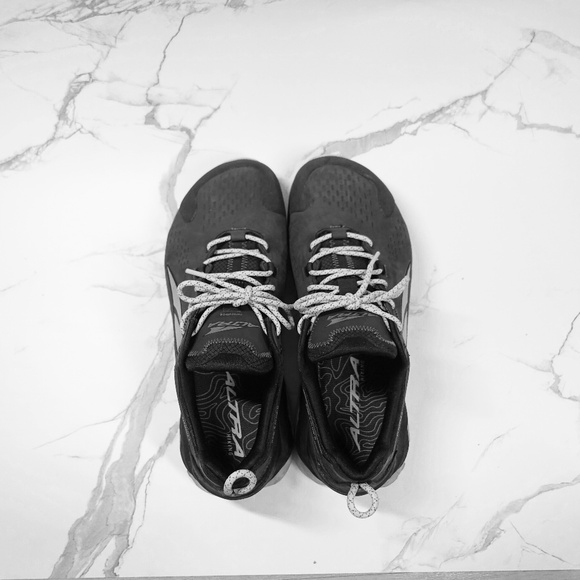 PRE-LOVED ALTRA Men's Olympus 5 Hike Low Gtx Running Shoe Size Black 11 - Picture 2 of 8